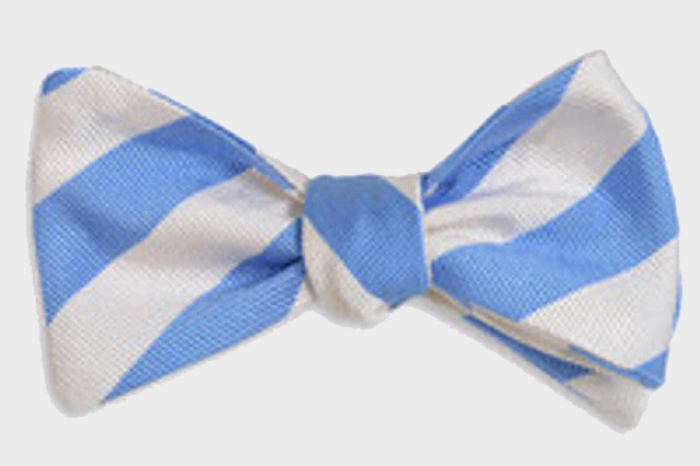 How To Tie a Bowtie - 10 Easy Steps