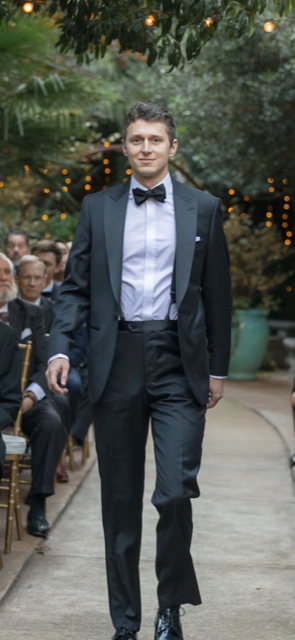 Maxdavoli Peak Lapel Tuxedo: Black