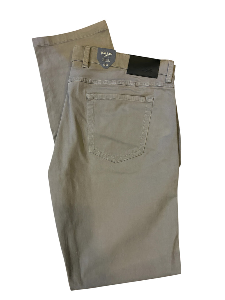 Ballin Cashmere Touch Sateen Crescent: Graphite