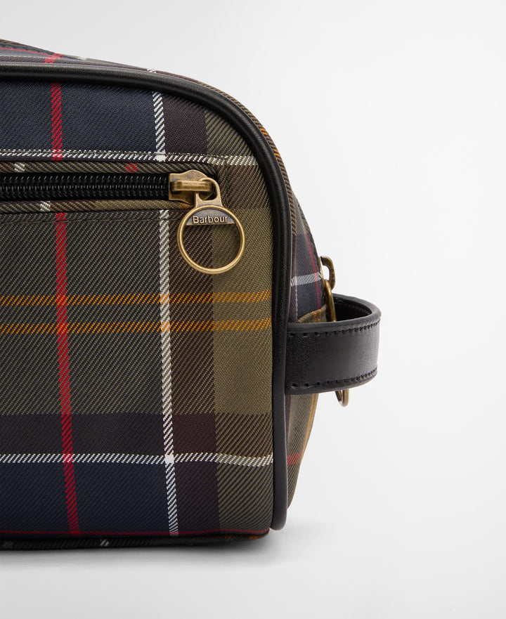Barbour Tartan Washbag: Classic/Beacon