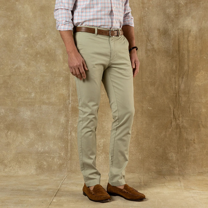 Duck Head Slim Fit Gold School Chino: Sandstone