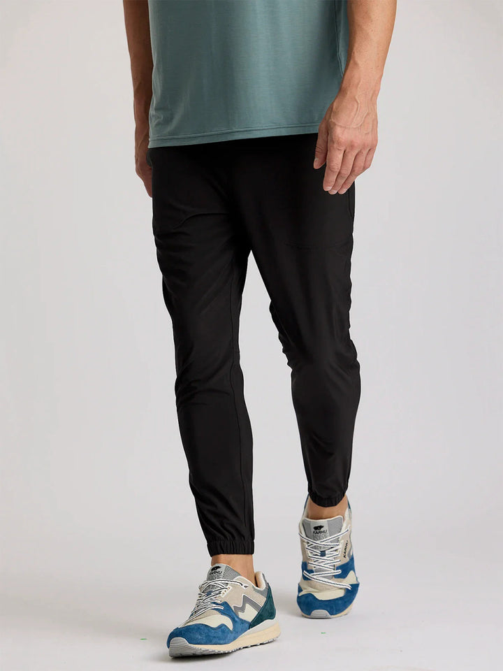 Free Fly Men's Active Breeze Jogger: Black