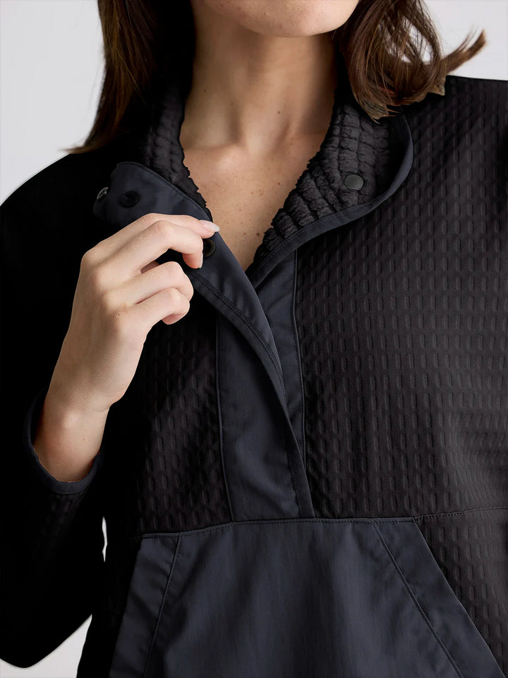 Free Fly Women's Gridback Fleece Snap Pullover: Black