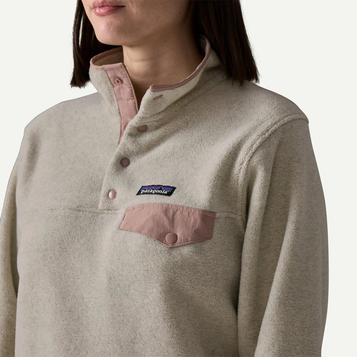 Patagonia Women's Lightweight Synchilla® Snap-T® Fleece Pullover: Oatmeal Heather w/ Moonrise Taupe