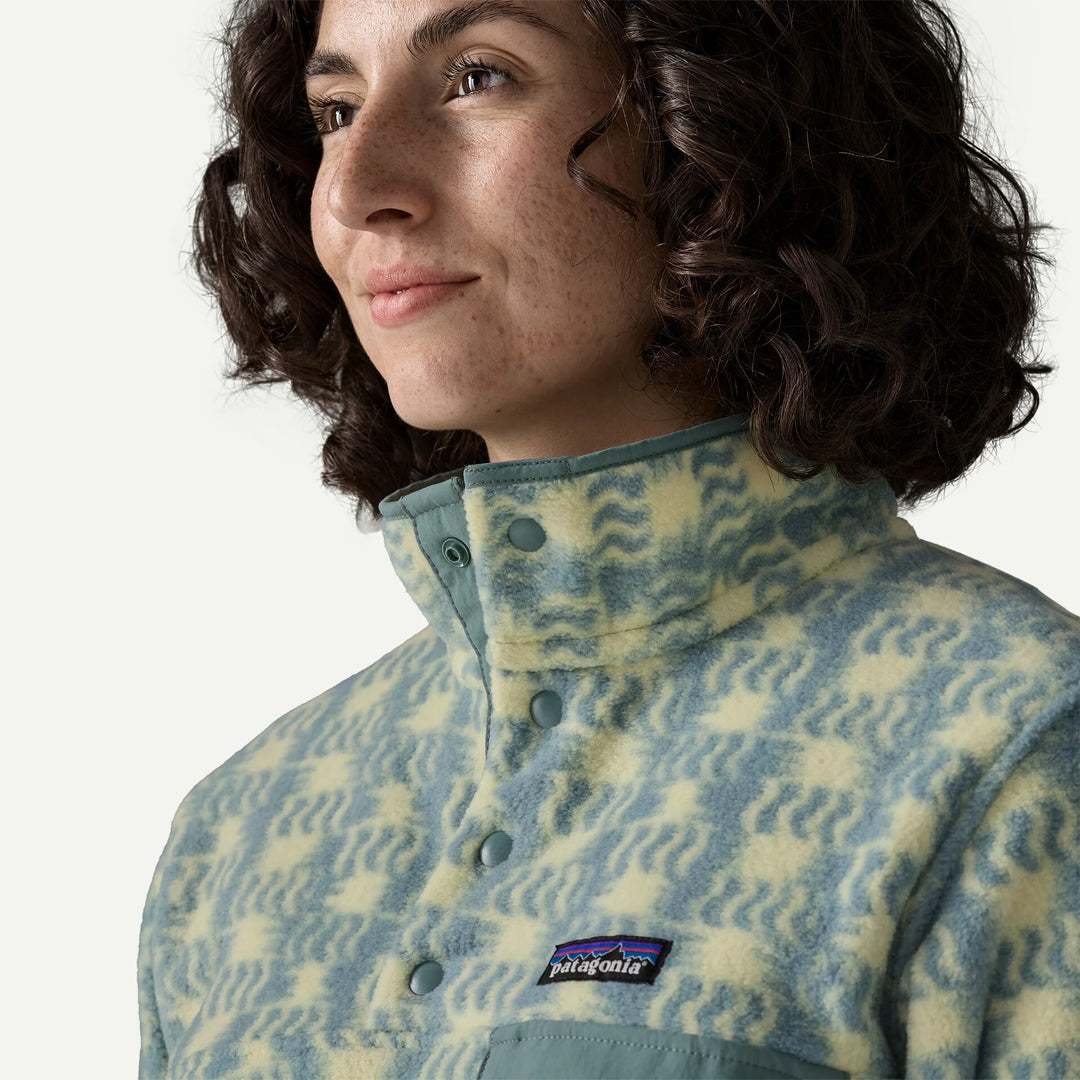 Patagonia Women's Lightweight Synchilla® Snap-T® Fleece Pullover: Sun Quilt - Blue Sage