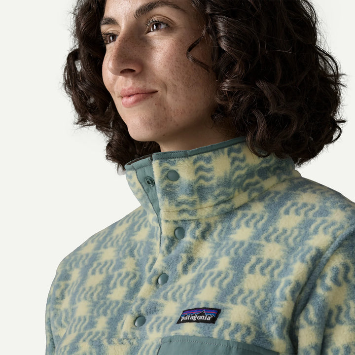Patagonia Women's Lightweight Synchilla® Snap-T® Fleece Pullover: Sun Quilt - Blue Sage