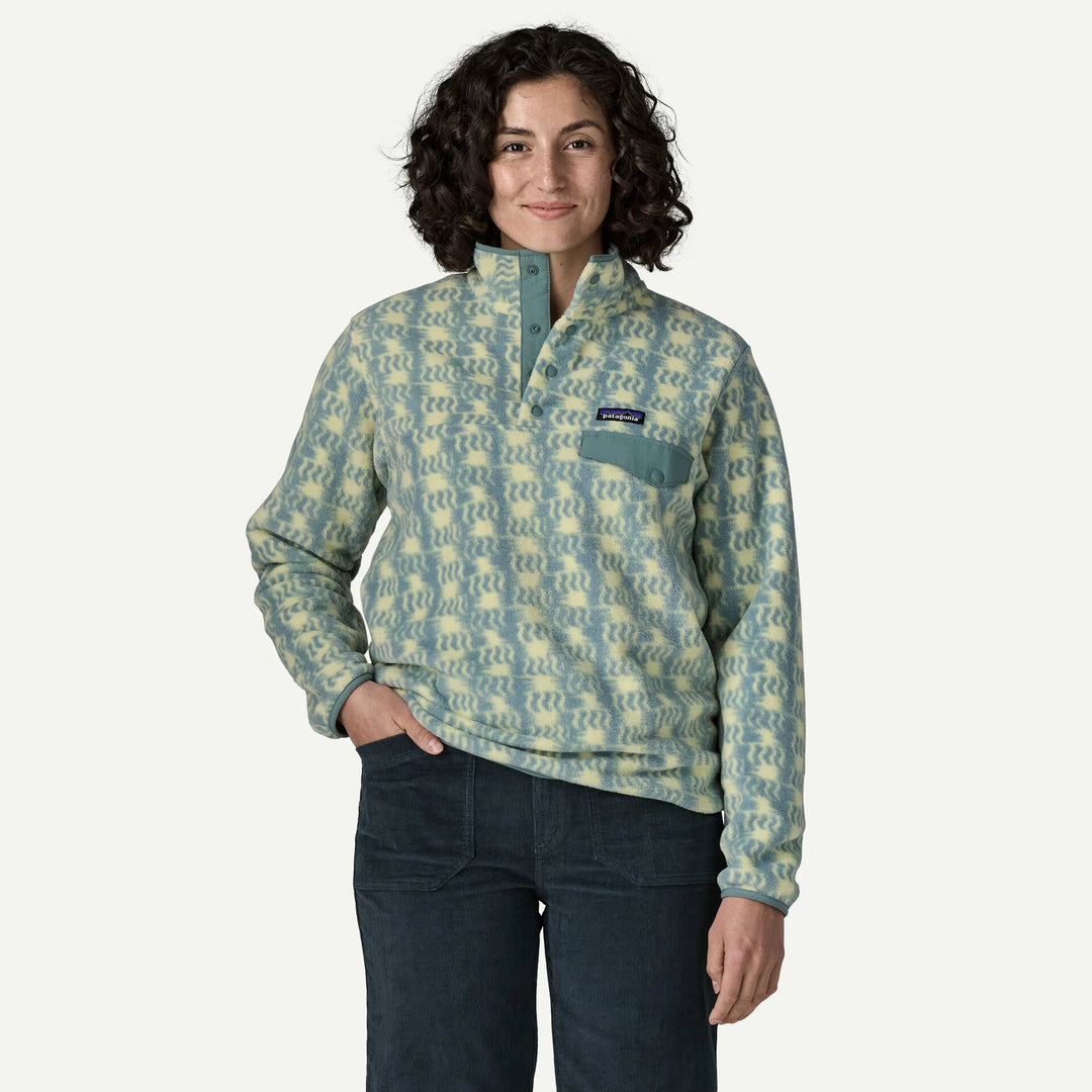 Patagonia Women's Lightweight Synchilla® Snap-T® Fleece Pullover: Sun Quilt - Blue Sage