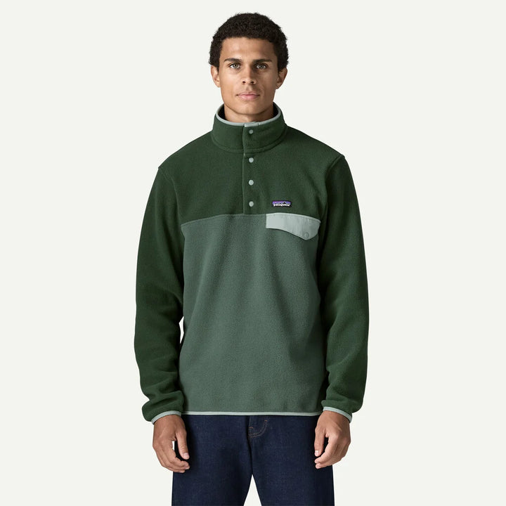 Patagonia Men's Lightweight Synchilla® Snap-T® Fleece Pullover: Canopy Green