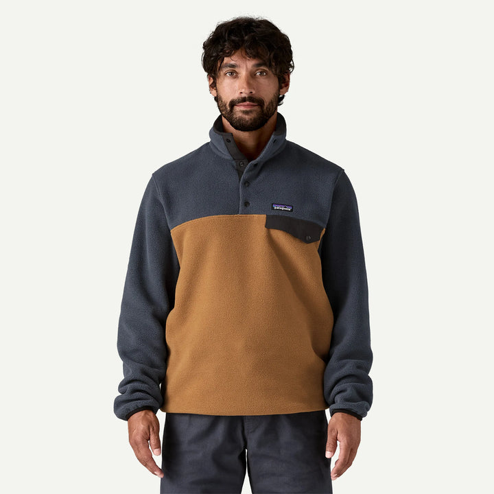 Patagonia Men's Lightweight Synchilla® Snap-T® Fleece Pullover: Deer Brown