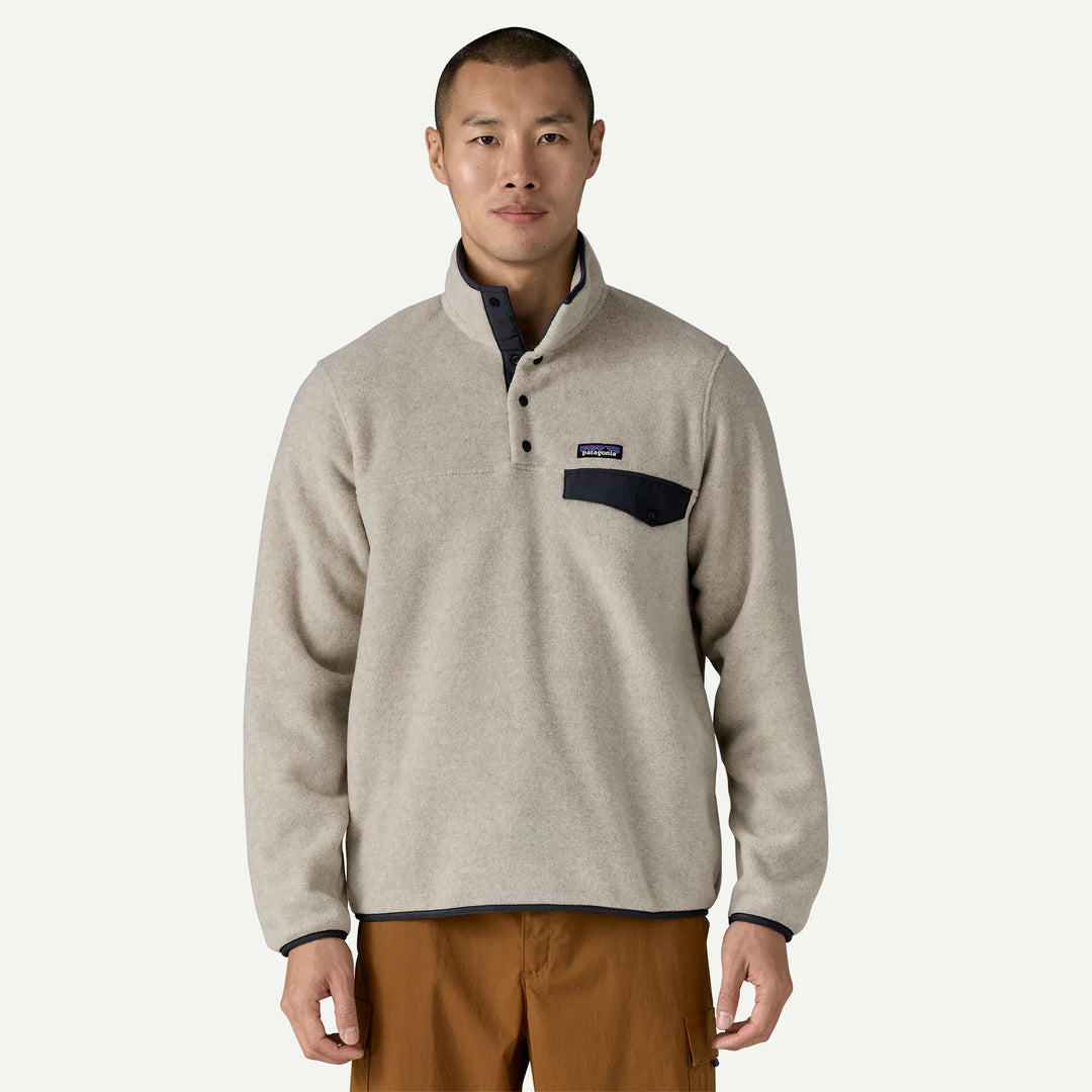 Patagonia Men's Lightweight Synchilla® Snap-T® Fleece Pullover: Oatmeal Heather w/ Smolder Blue