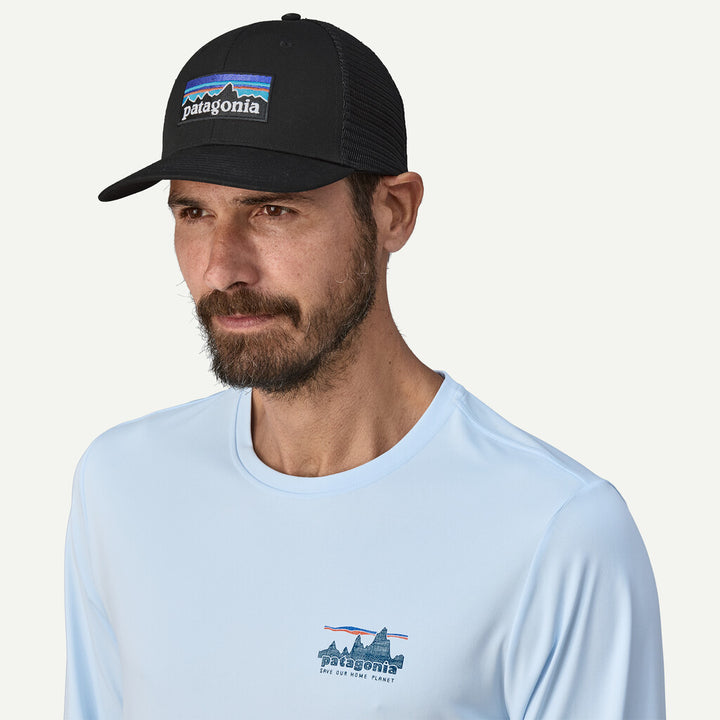 Patagonia P-6 Logo Trucker: Black