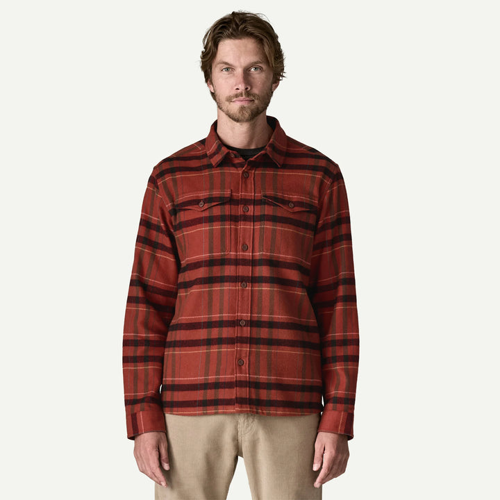 Patagonia Men's Fjord Flannel Shirt: King - Dried Vanilla