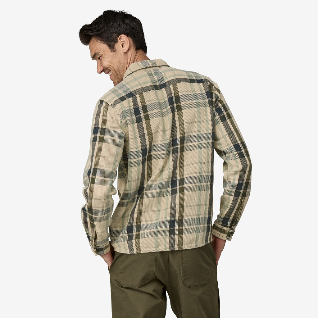 Patagonia Men's Fjord Loft Shirt: Mist - Natural