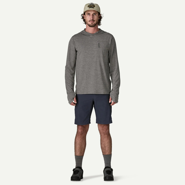 Patagonia M's Cap Cool Sun Hoody: Forge Grey - Noble Grey X-Dye