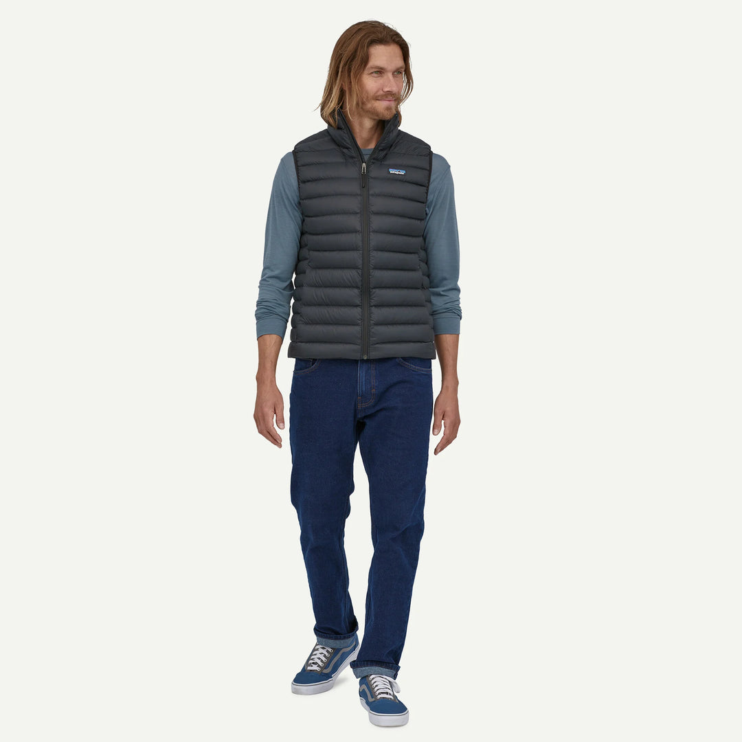 Patagonia Men's Down Sweater™ Vest: Black
