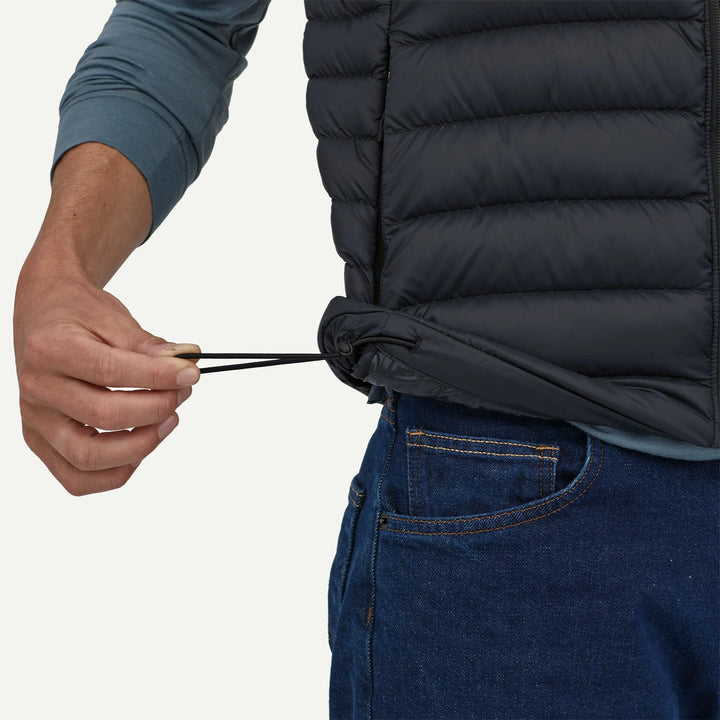 Patagonia Men's Down Sweater™ Vest: Black
