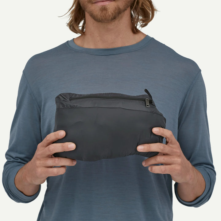 Patagonia Men's Down Sweater™ Vest: Black