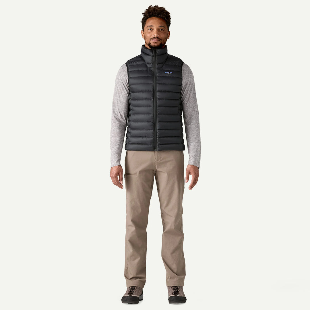Patagonia Men's Down Sweater™ Vest: Black