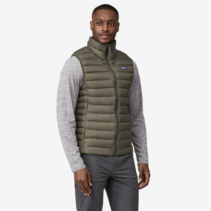 Patagonia Men's Down Sweater™ Vest: Pine Needle Green