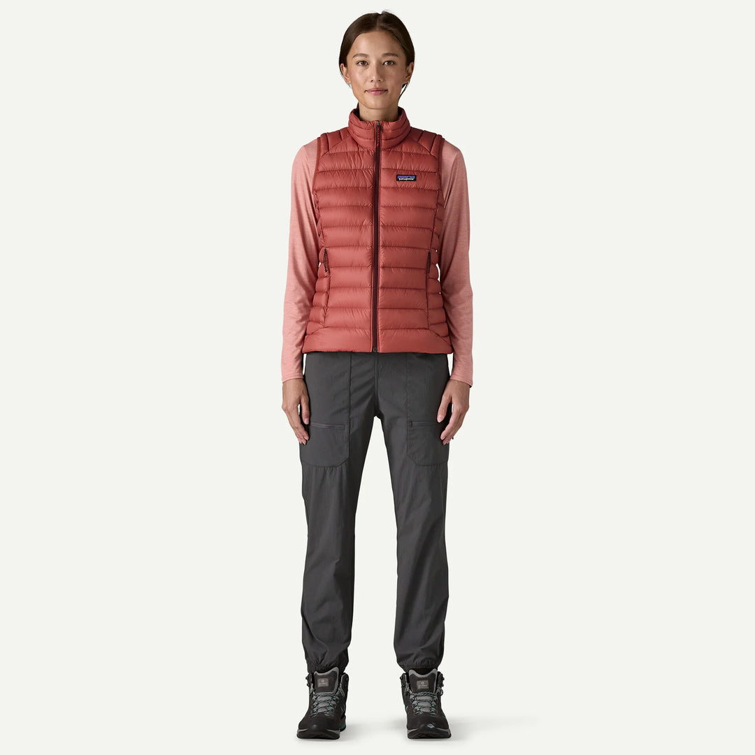 Patagonia Women's Down Sweater™ Vest: Potters Red