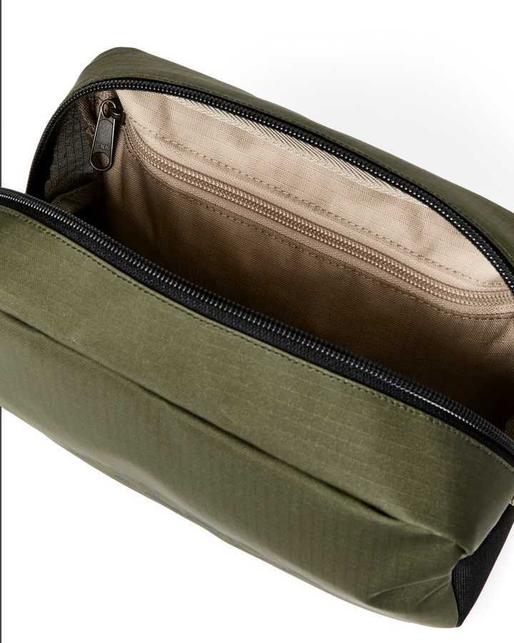Filson All-Weather Travel Pack: Olive/Black/Covert