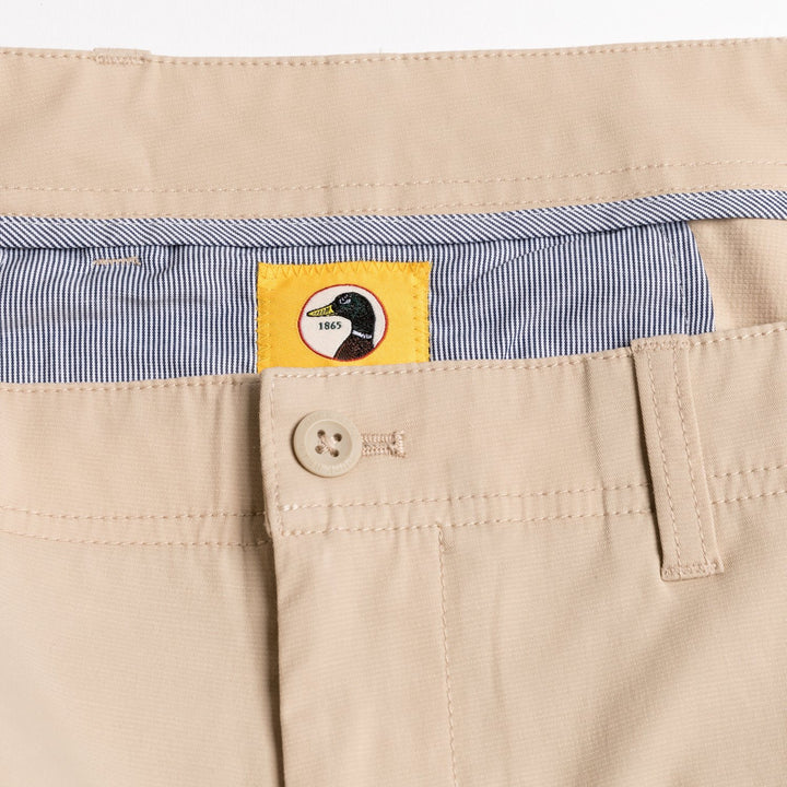 Duck Head 8" Harbor Performance Short: Stone