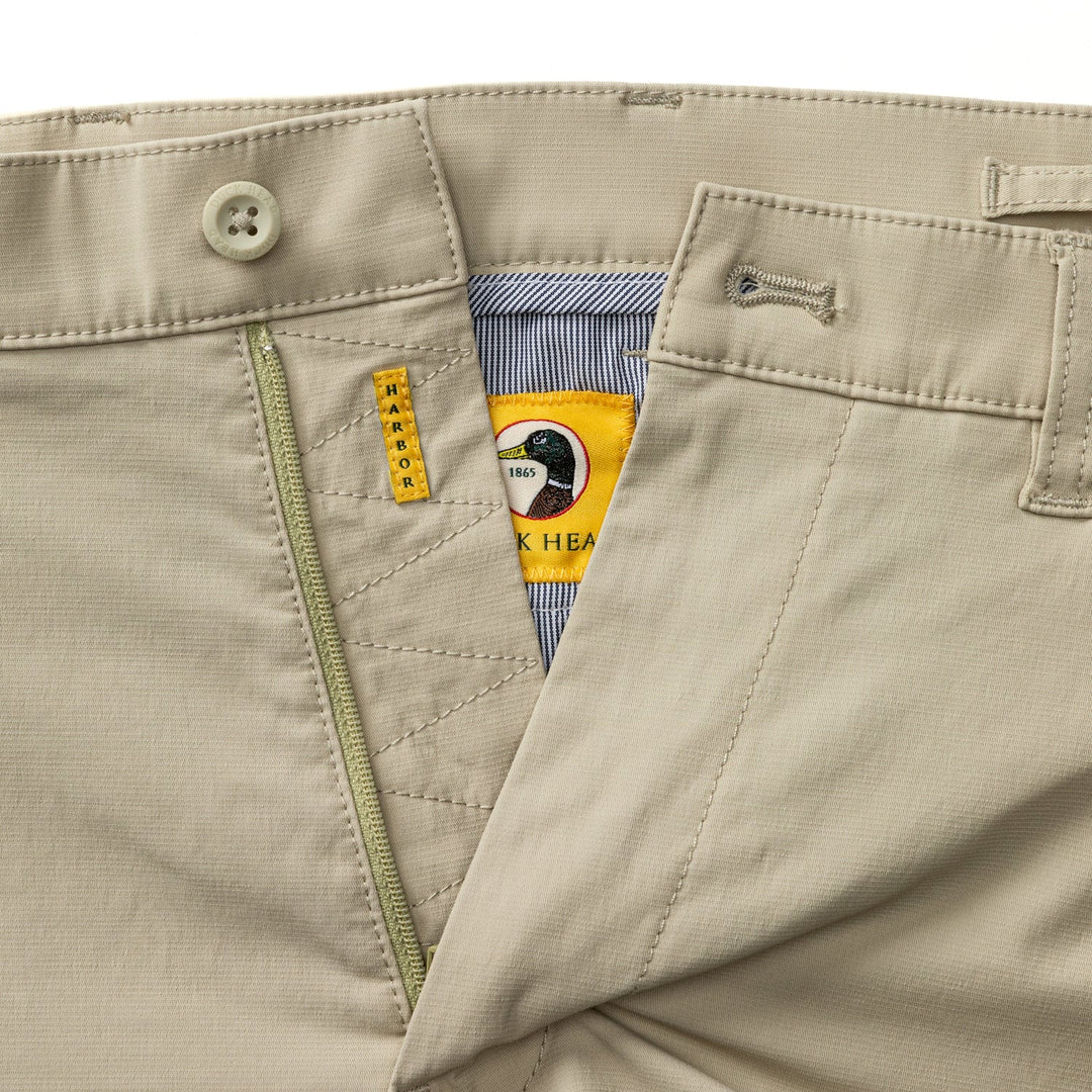 Duck Head 8" Harbor Performance Short: Sandstone