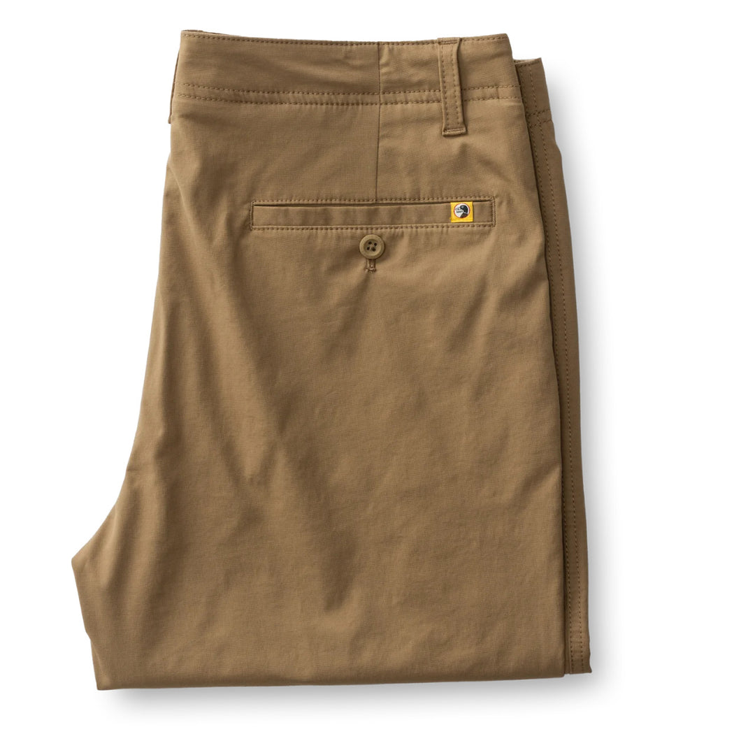 Duck Head Harbor Performance Chino: Dark Khaki (Folded Flat)