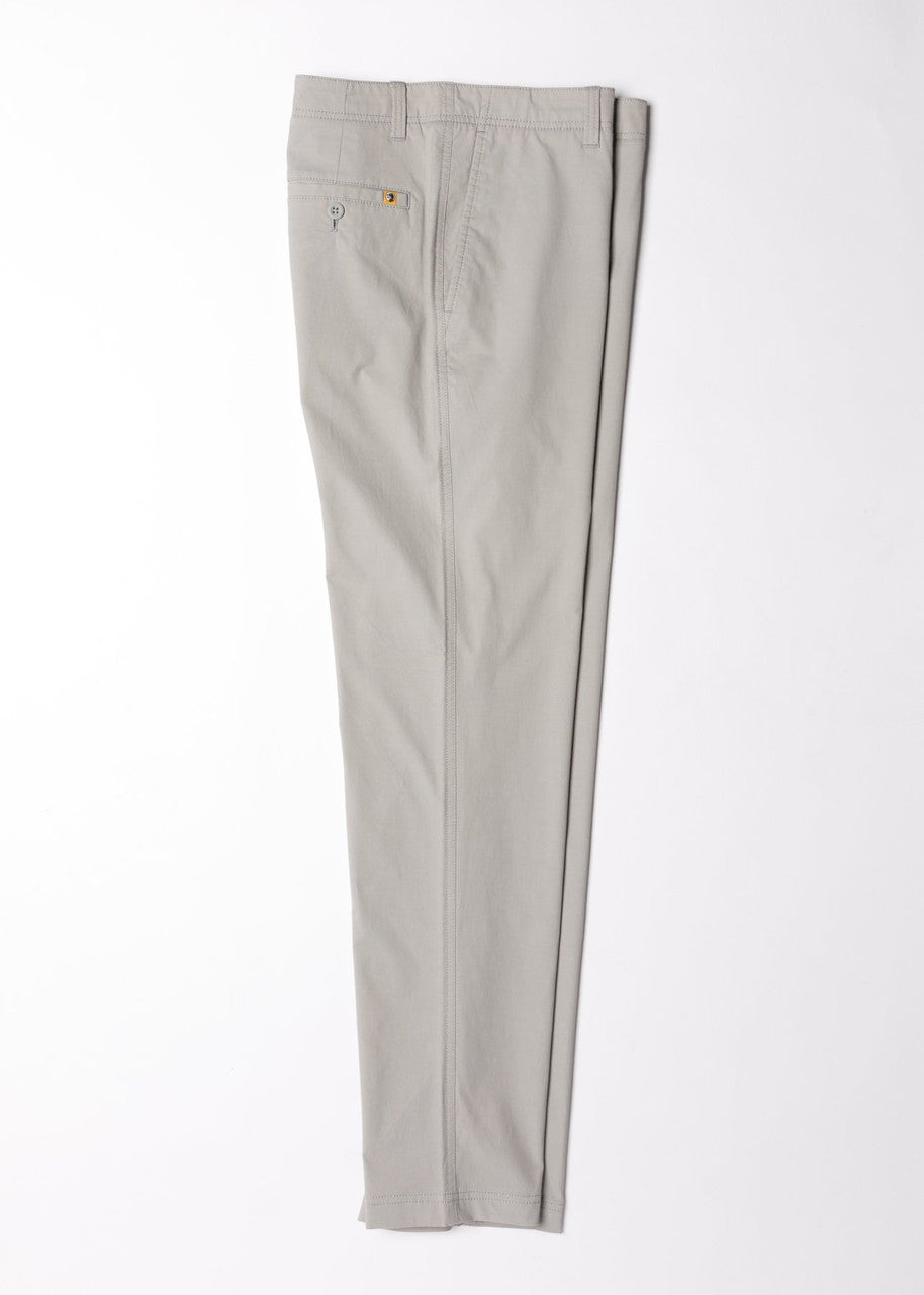 Duck Head Harbor Performance Chino: Limestone Grey