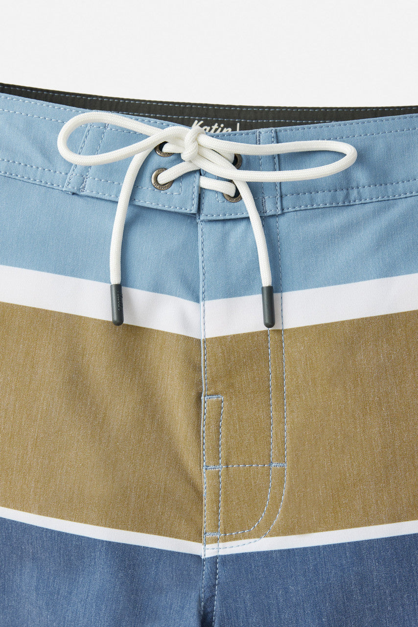 Katin Duke Hybrid Trunk: Spring Blue