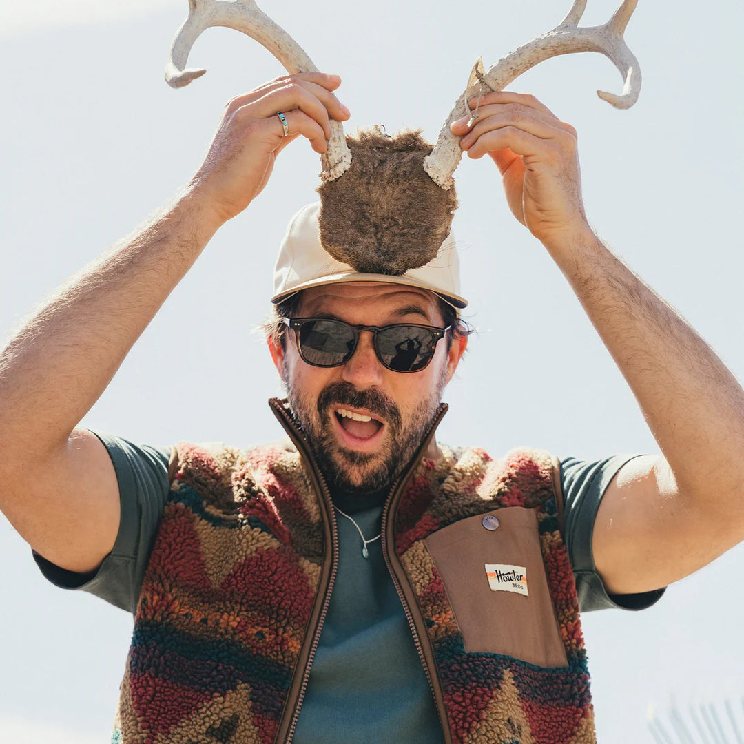 Howler Brothers Chisos Fleece Vest - Mitla Motifs: Russet