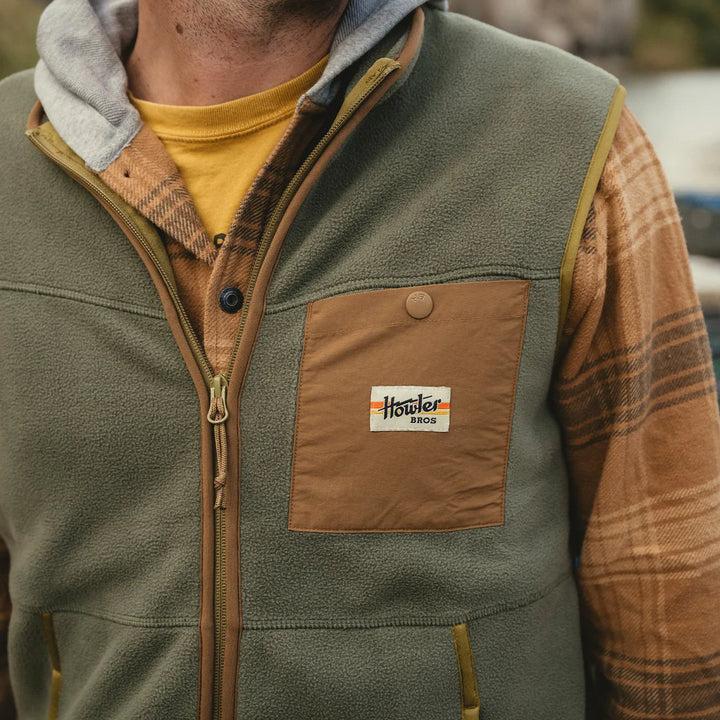 Howler Brothers Free Range Fleece Vest: Oregano