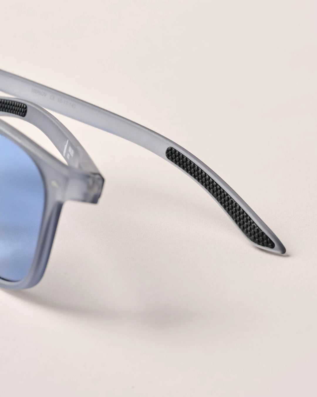 Johnnie-O Malibu Sunglass: Silver