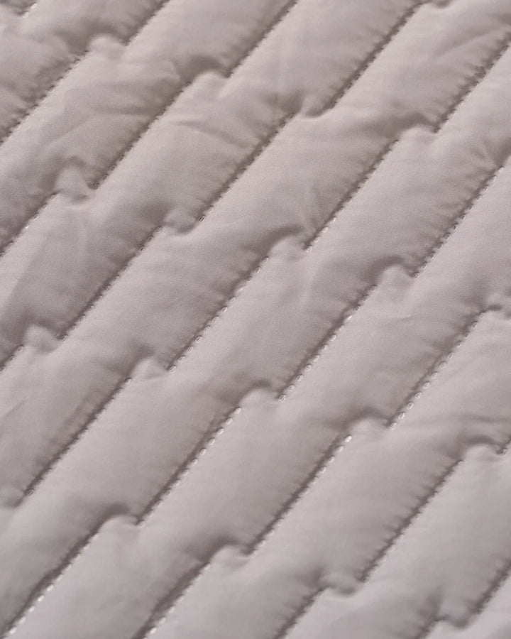 Johnnie-O Belfry Quilted Puffer Vest: Magnesium