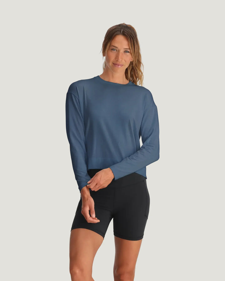 Free Fly Women's Bamboo Shade Crossover Long Sleeve: Pacific Blue