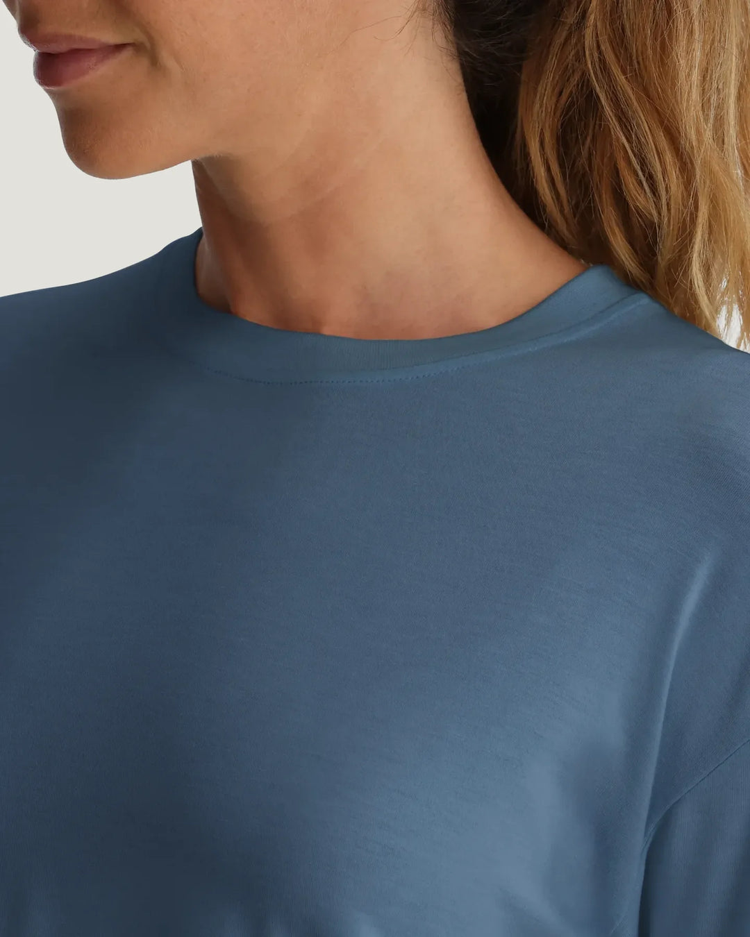 Free Fly Women's Bamboo Shade Crossover Long Sleeve: Pacific Blue