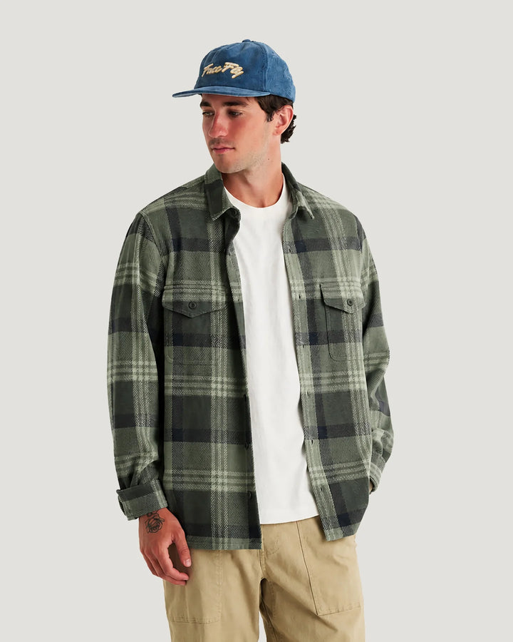 Free Fly Men's Gallatin Overshirt: Dark Forest Plaid