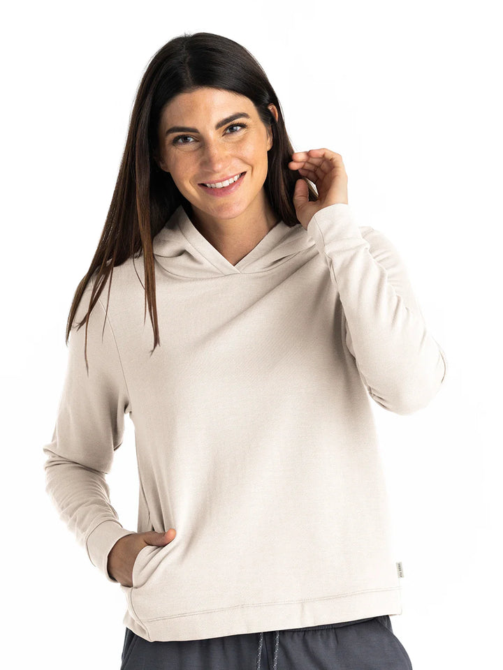 Free Fly Women's Bamboo Lightweight Fleece Cropped Hoodie: Stone