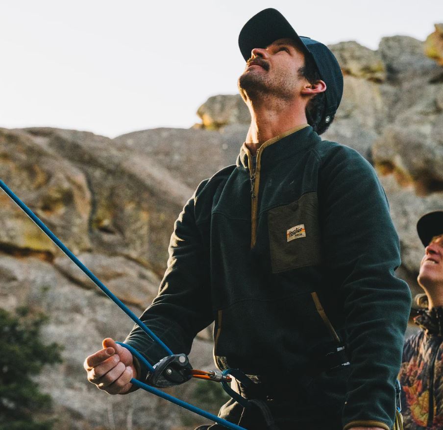 Howler Brothers Free Range Fleece Pullover: Antique Black
