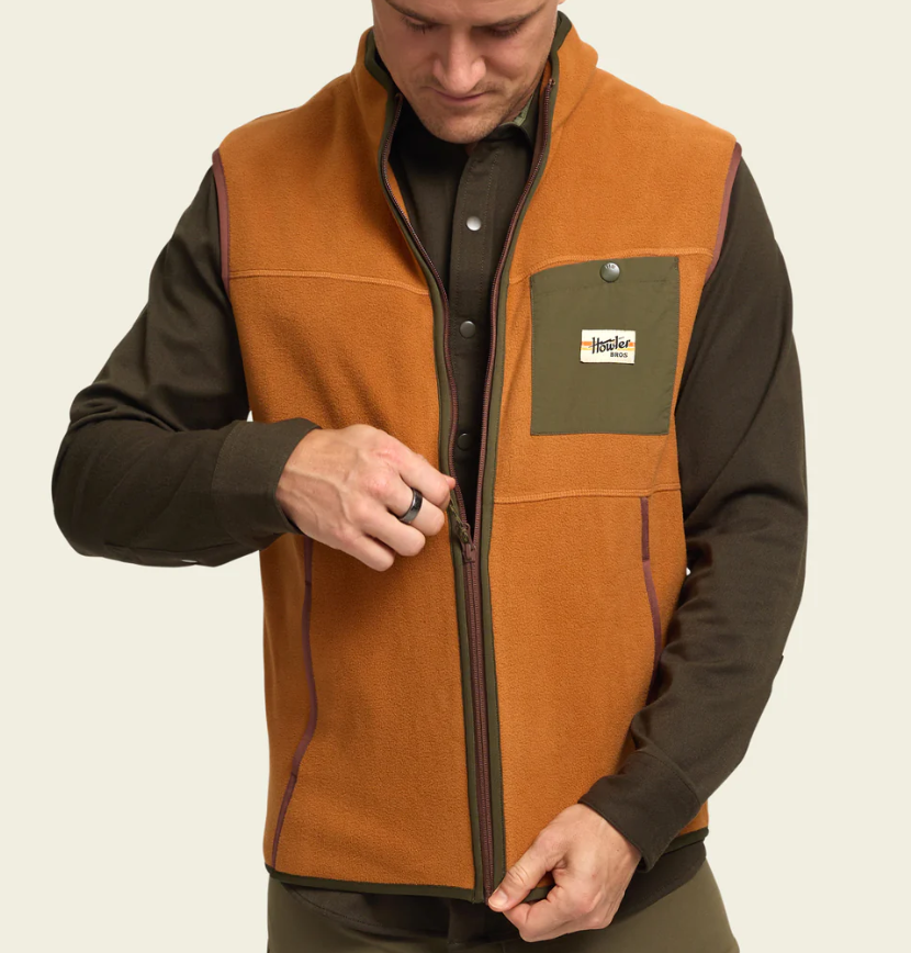 Howler Brothers Free Range Fleece Vest: Adobe