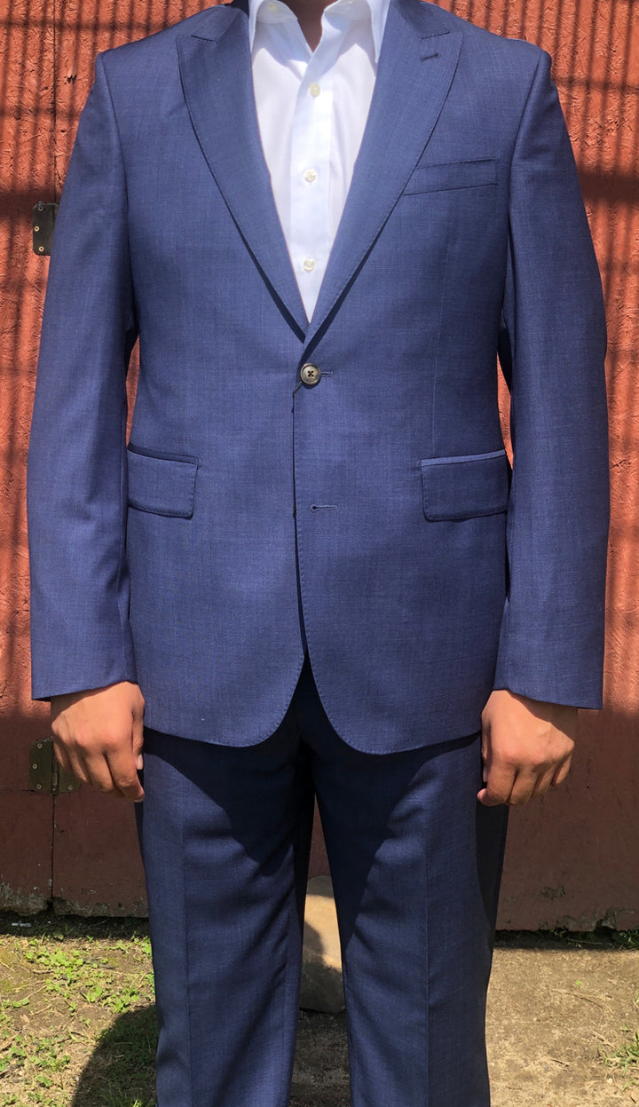 Strong Suit Reda Blue Solid Suit