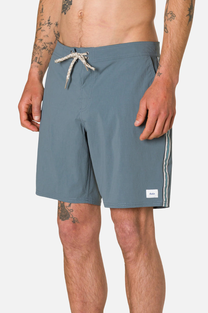 Katin Theo Hybrid Trunk: Tempest Blue
