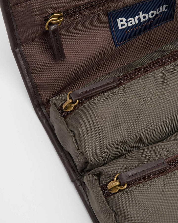 Barbour Waxed Hanging Washbag: Olive/Beacon