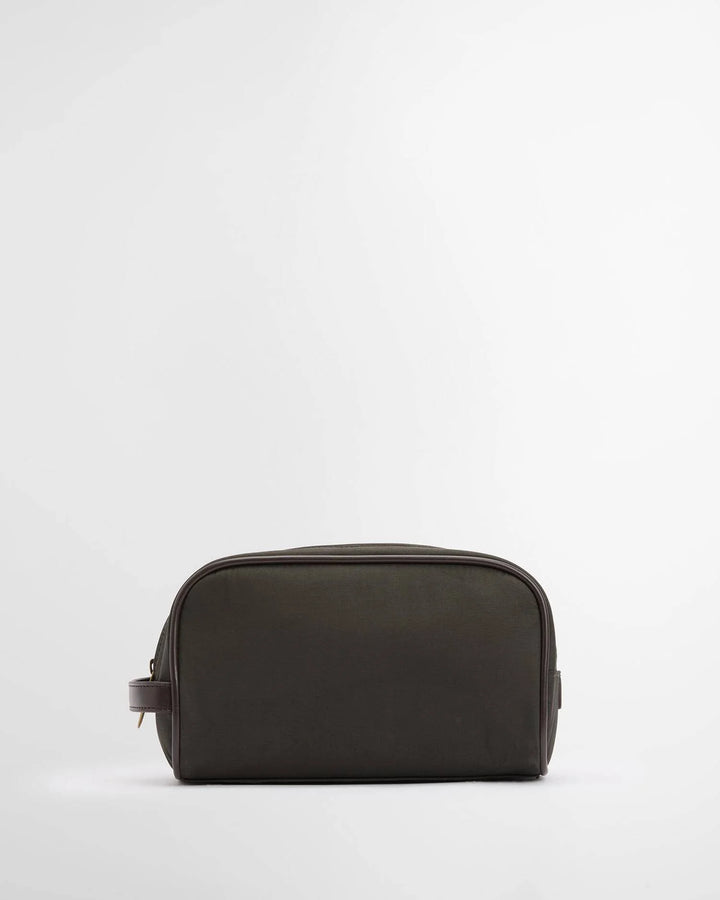 Barbour Waxed Washbag: Olive/Beacon