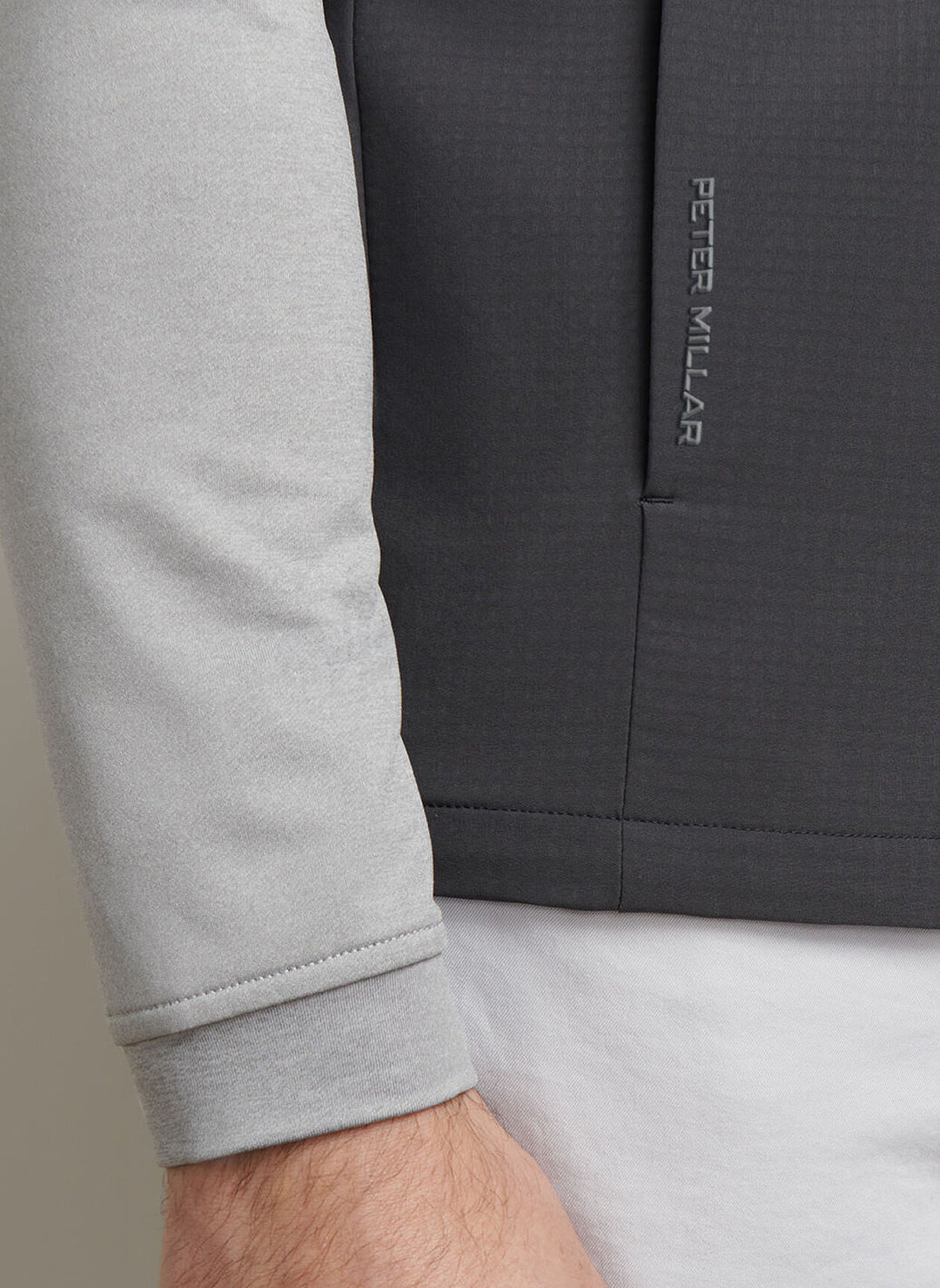 Peter Millar Gust Vest: Carbon Black