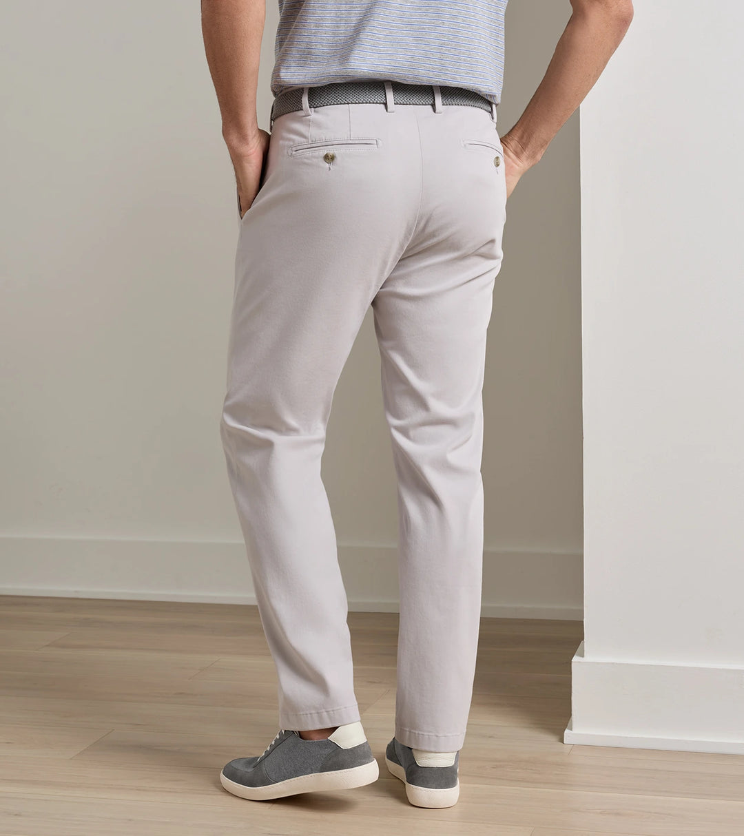 Peter Millar Signature Sateen Flat Front Trouser: Light Grey