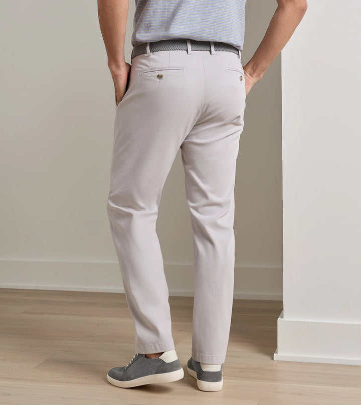 Peter Millar Signature Sateen Flat Front Trouser: Light Grey