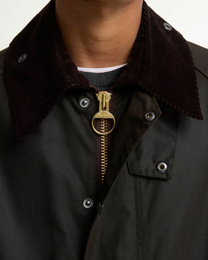 Barbour Classic Beaufort® Waxed Jacket: Olive