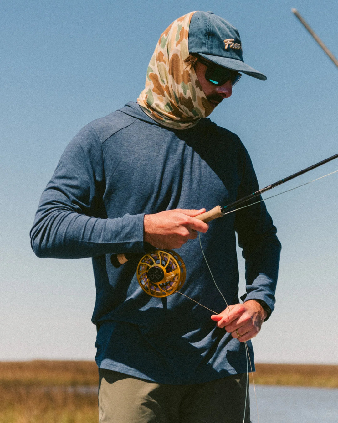 Free Fly Men's Bamboo Shade Hoodie: Heather True Navy