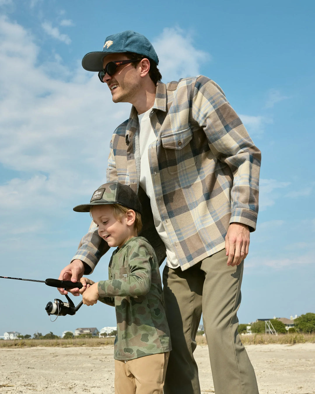 Free Fly Men's Gallatin Overshirt: Desert Tan Plaid